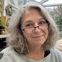 Joanne R. (Portland, OR)